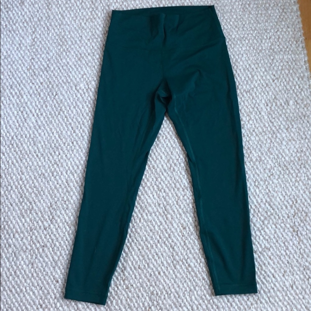 Lululemon Leggings size 8 (never worn!)